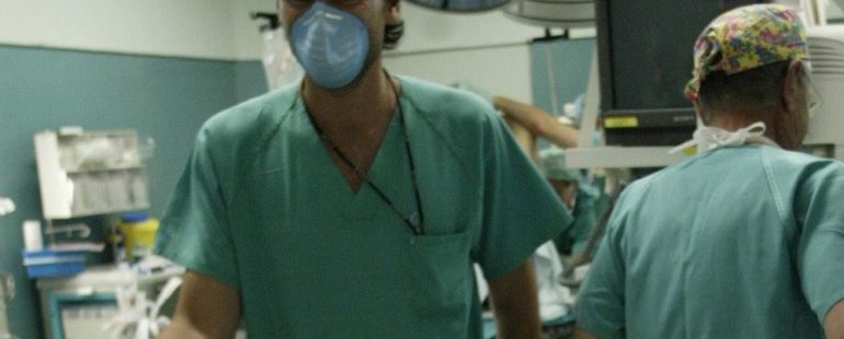 Casi 31.000 canarios esperan por una intervención quirúrgica
