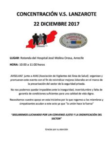 Concentración de AVAS en la rotonda del Hospital José Molina Orosa en Arrecife